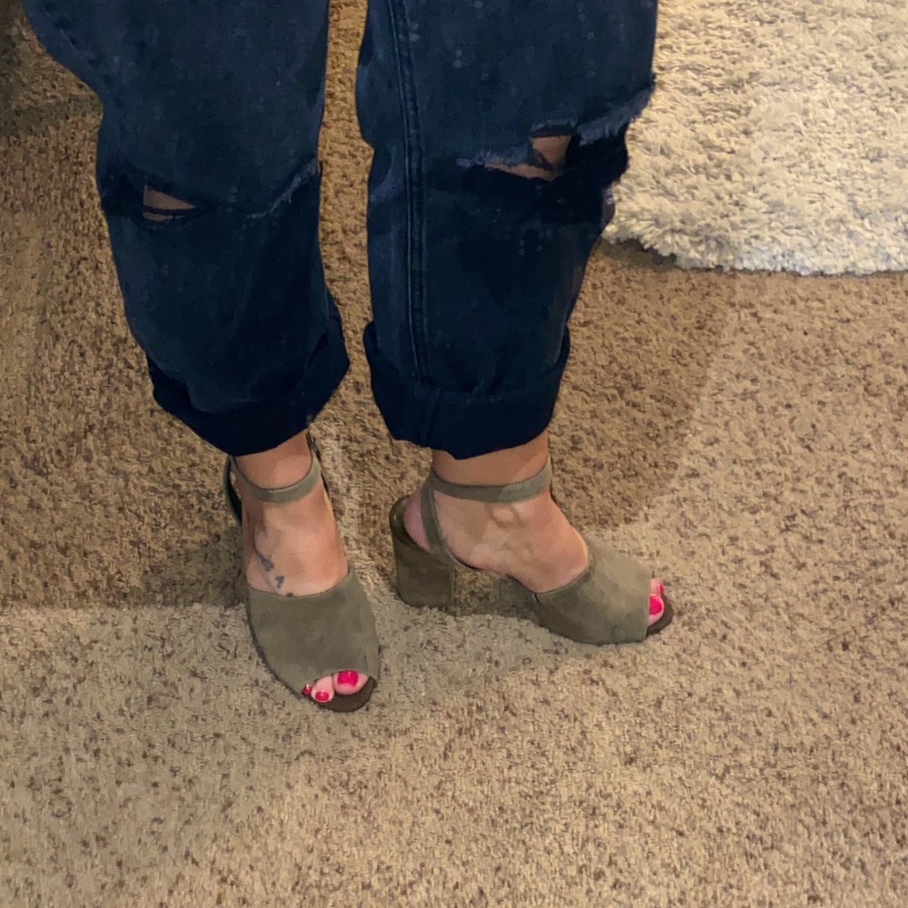 Treasure & Bond suede sandals